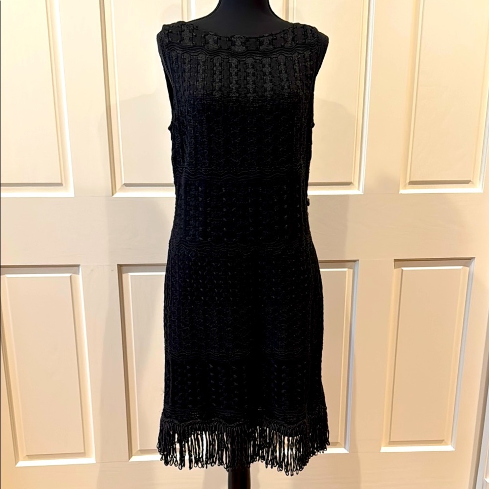 Elegant St John Couture Black Sleeveless Dress with intricate details